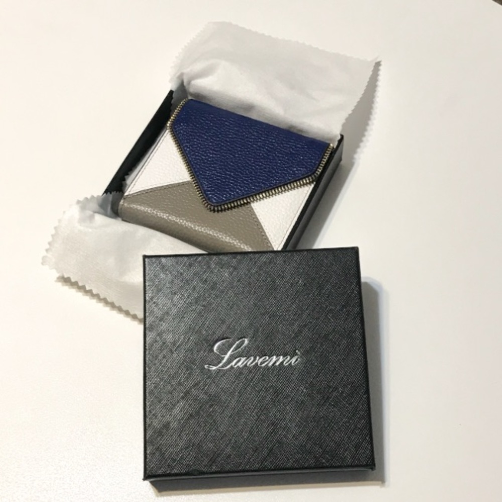Lavemi RFID Blocking Bifold Wallet